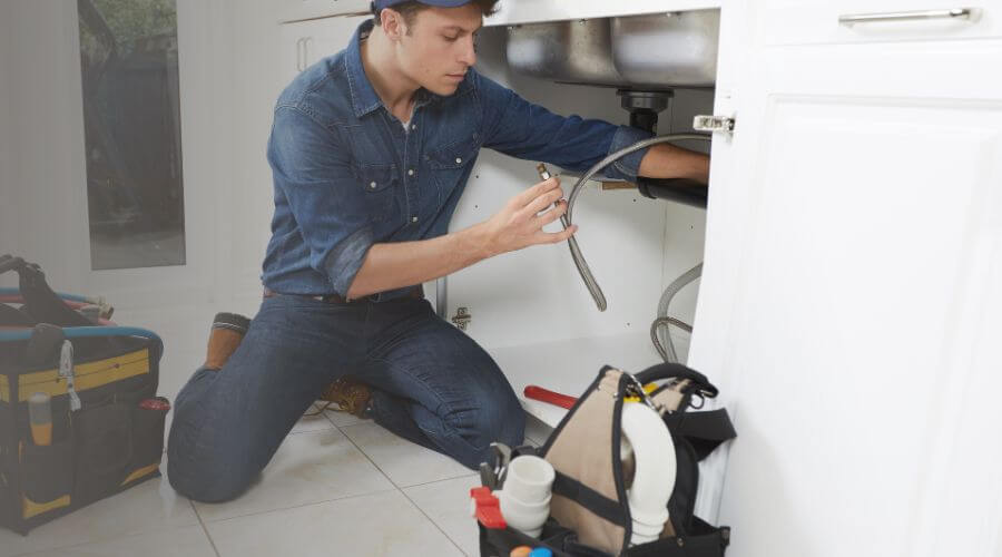 Expert burst pipe repair services in Silver City, MS